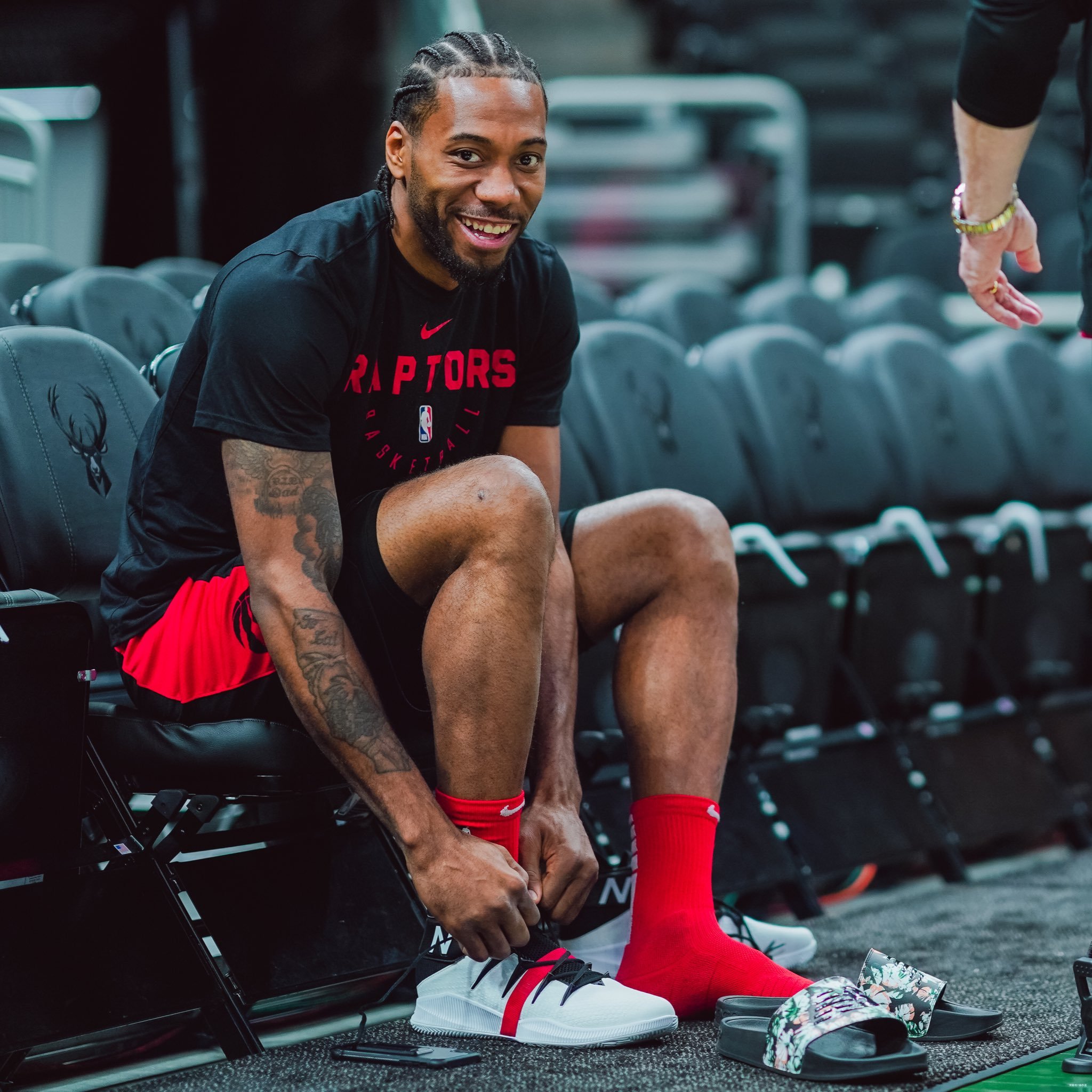 里程碑，奥巴梅扬打入职业生涯第400球（奥巴梅扬达成职业生涯400球里程碑）