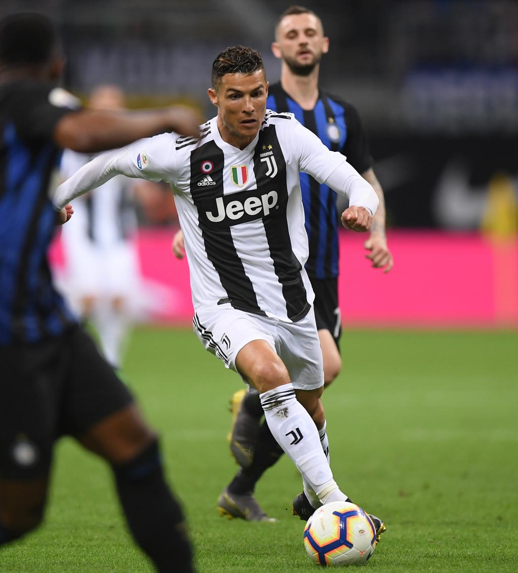 曼联球探部门两轮裁员至80人，调整人才发掘策略