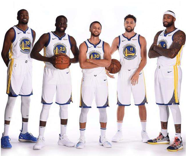 弗兰克：我的首选还是留在中国踢球；我带着喜悦与自豪离队（弗兰克：仍把留在中国踢球作为首选，带着喜悦与自豪告别球队）