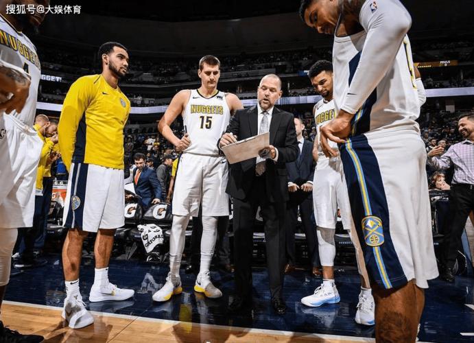 内马尔父亲：内马尔伤势还没确认，我们还没收到影像检查结果（内马尔之父：伤情尚未确定，影像检查结果仍未收到）