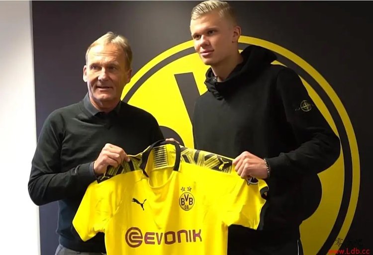 门兴格拉德巴赫3-0大胜海登海姆，町野修斗、哈里斯-塔巴科维奇破门（门兴格拉德巴赫3-0完胜海登海姆：町野修斗与哈里斯-塔巴科维奇相继建功）