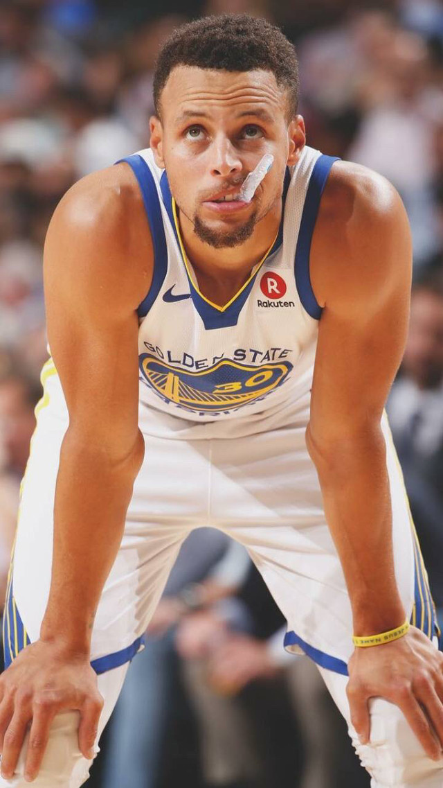 传闻：枪手、蓝军、红军、曼联和拜仁与卡马文加联系在一起（曝卡马文加成豪门目标：枪手、蓝军、红军、曼联与拜仁均被传有意）