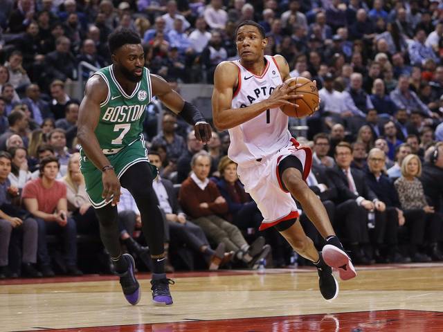 背身列队被罚，拉普拉塔大学生官方：将上诉，支持贝隆和全队（因背对列队遭处罚，拉普拉塔大学生宣布上诉：力挺贝隆与全队）