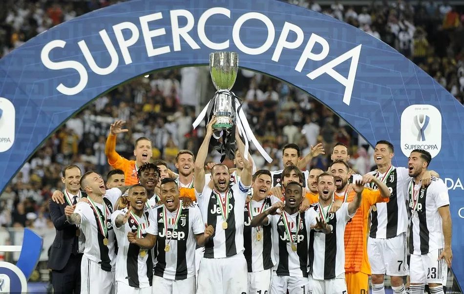 此前球报称本菲卡有意格雷罗，记录报：俱乐部否认了兴趣（球报称本菲卡相中格雷罗，记录报辟谣：俱乐部否认传闻）