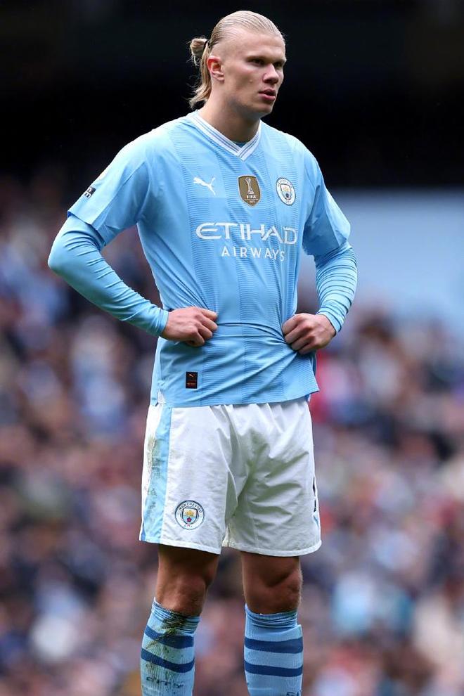 下半场发力！康宁汉姆15中7得到27分4篮板9助攻（后半场爆发，康宁汉姆15投7中砍下27分4篮板9助攻）